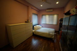 Lorong Paya Lebar (D19), Terrace #114189192